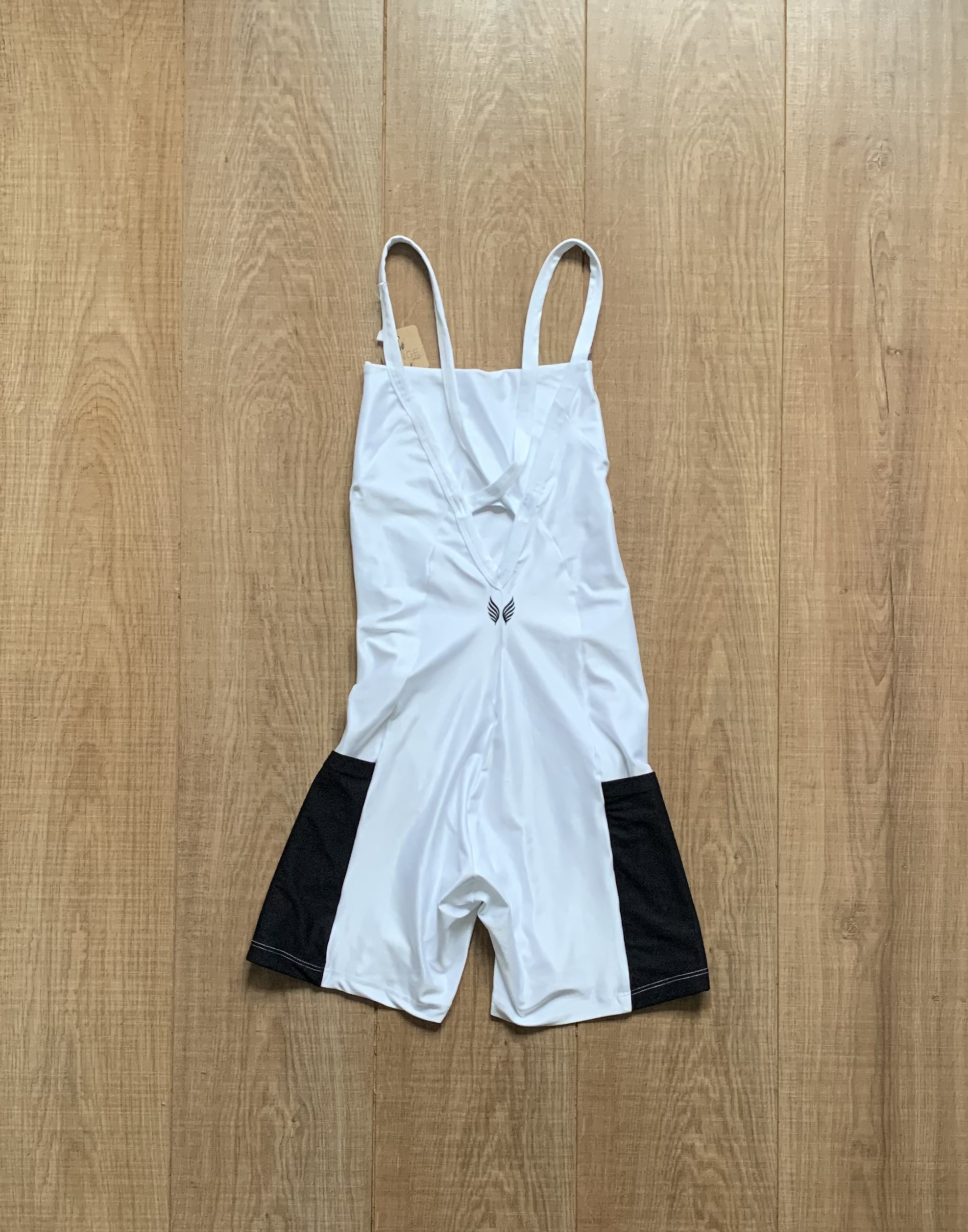 VINGE GO GIRLS MACAQUINHO - BRANCO E PRETO