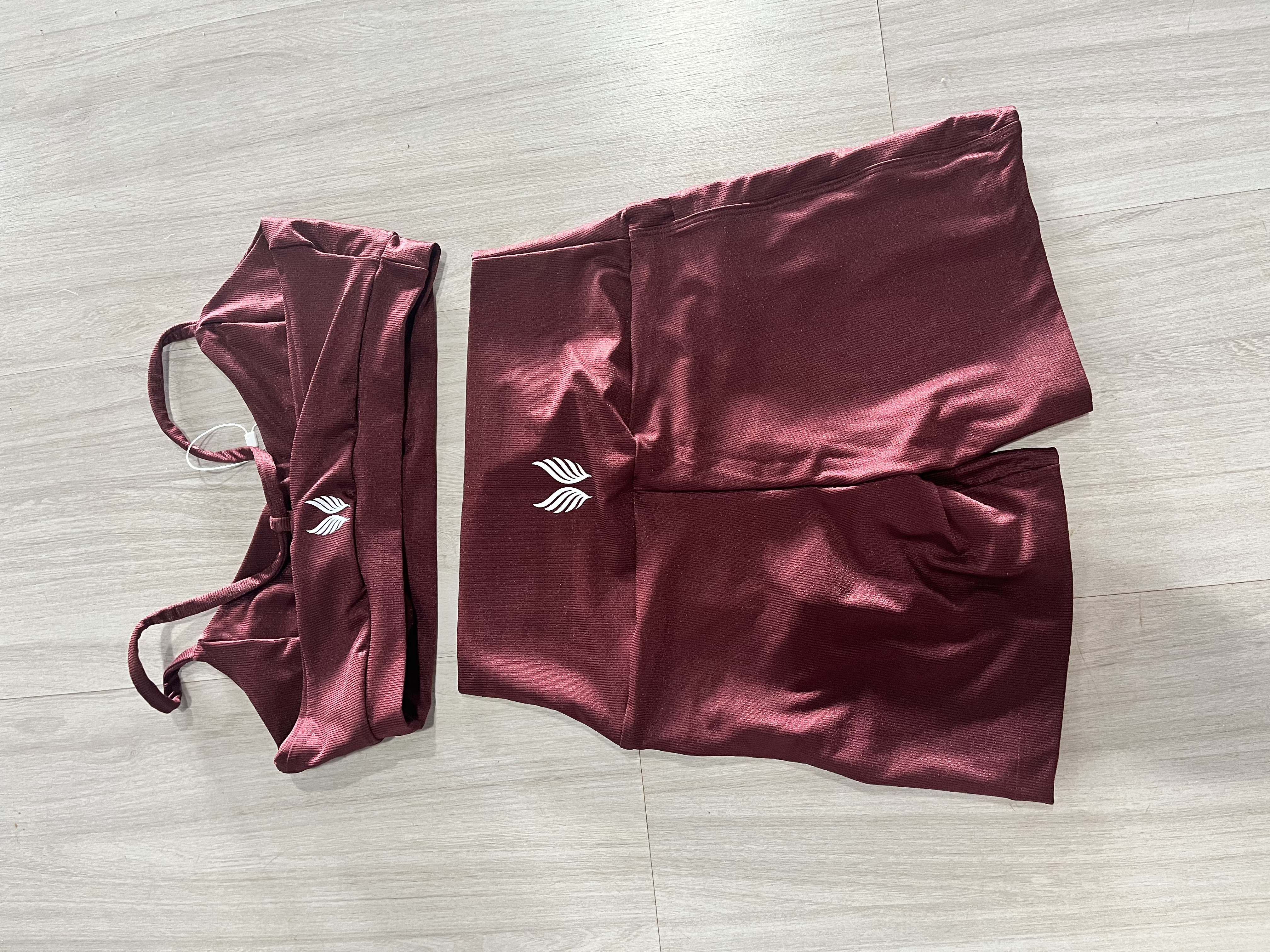 VINGE CONJUNTO SHORT + TOP VINHO